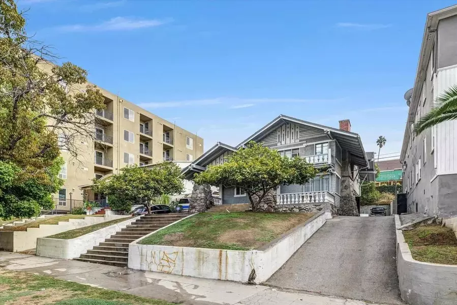 226 S Rampart Boulevard, Los Angeles, CA 90057