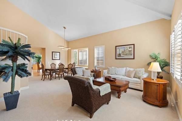 Carlsbad, CA 92009,2916 Avenida Valera