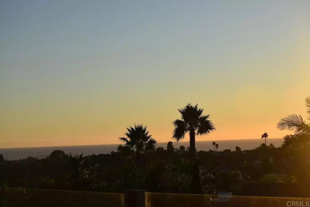 Encinitas, CA 92024,1518 Bella Vista