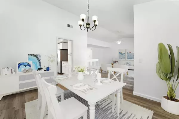 San Diego, CA 92128,16244 Avenida Venusto #A