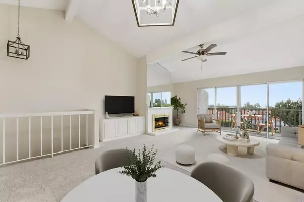 Carlsbad, CA 92011,909 Caminito Madrigal #B