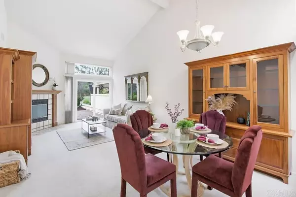 Escondido, CA 92026,8925 Circle R View Lane