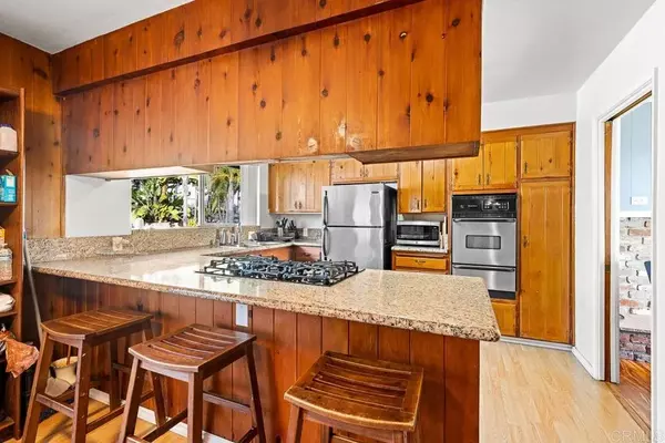 Vista, CA 92084,1032 Marbo Ter.