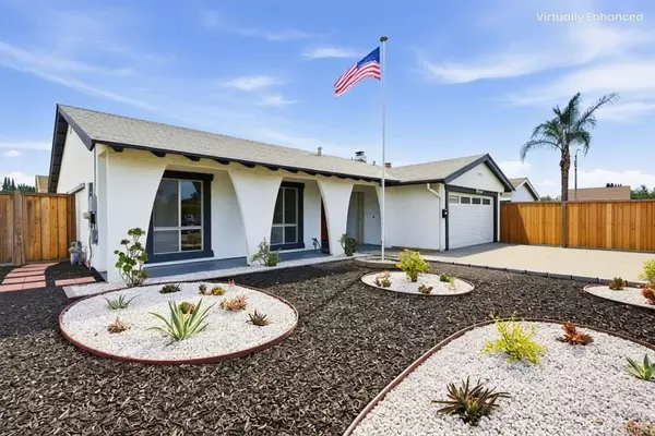 Escondido, CA 92027,1711 Oak Hill Dr