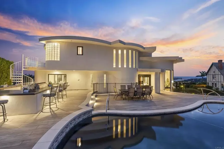 7215 El Fuerte, Carlsbad, CA 92009