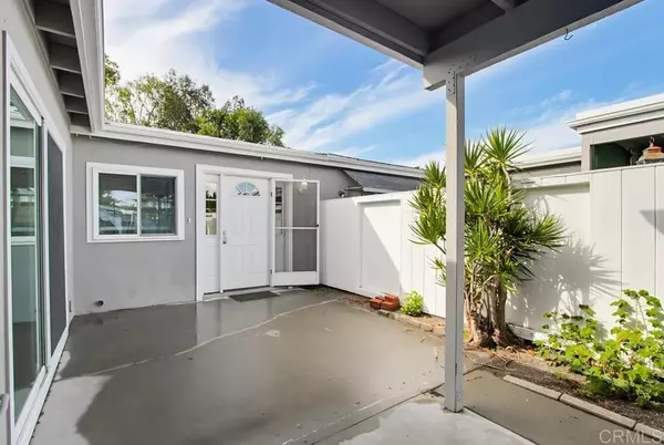 Oceanside, CA 92057,3839 S Vista Campana South #70