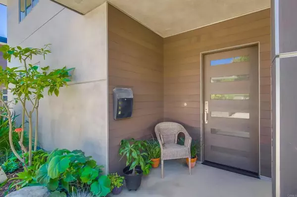 Solana Beach, CA 92075,747 S. Cedros