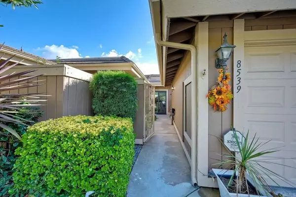 Escondido, CA 92026,8539 Circle R Valley Lane