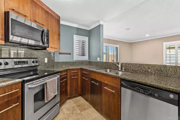 San Diego, CA 92122,7405 Charmant Drive #2214