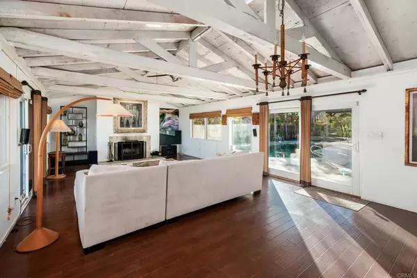 Encinitas, CA 92024,1386 Tennis Club Drive