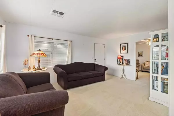 San Marcos, CA 92078,650 S Rancho Santa Fe #256