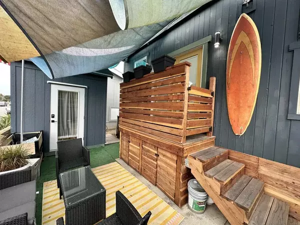 Encinitas, CA 92024,1549 N Vulcan #1