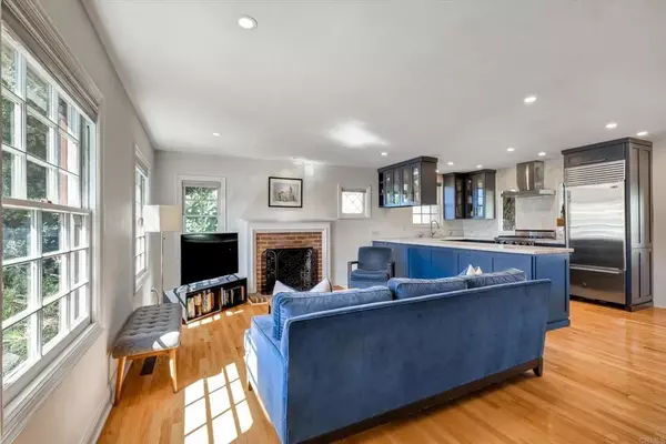 Mission Hills (san Diego), CA 92103,1818 Sunset Blvd