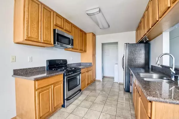 Oceanside, CA 92057,4218 Fiesta Way #3