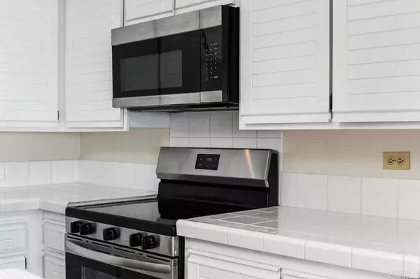 Oceanside, CA 92054,1200 Harbor Drive North #16B