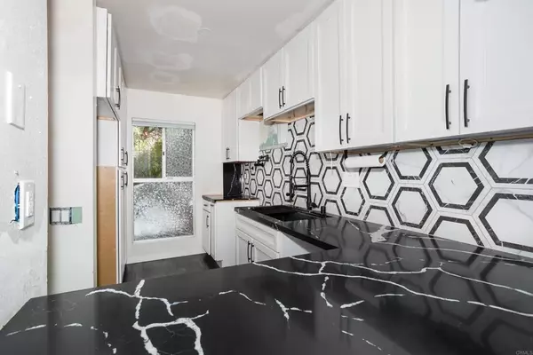 La Mesa, CA 91942,5700 Baltimore Drive #16