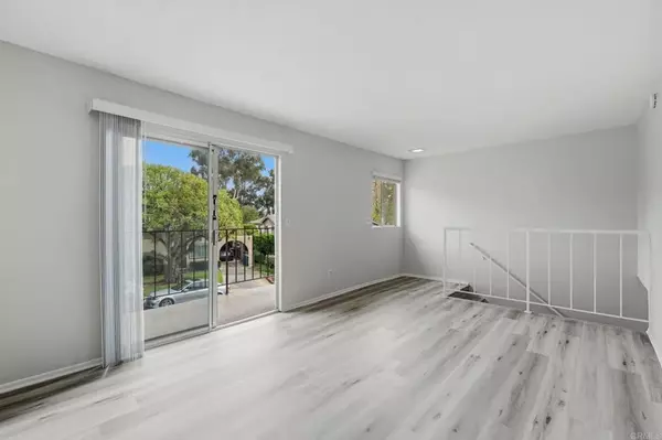 San Diego, CA 92122,7822 Camino Raposa