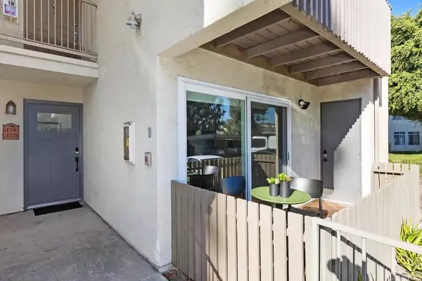 Oceanside, CA 92054,432 Edgehill Lane #177