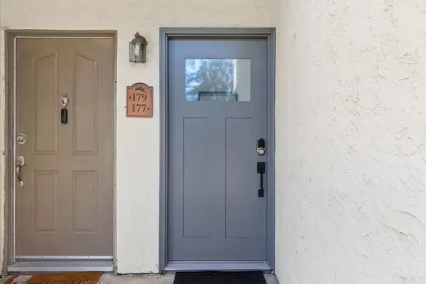 Oceanside, CA 92054,432 Edgehill Lane #177