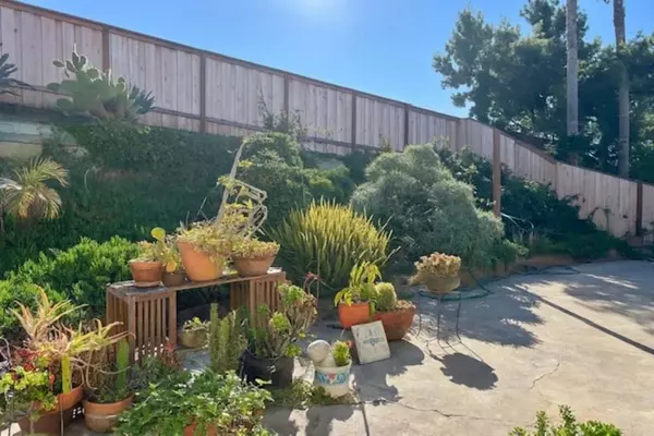 Carlsbad, CA 92009,3109 Madera Court