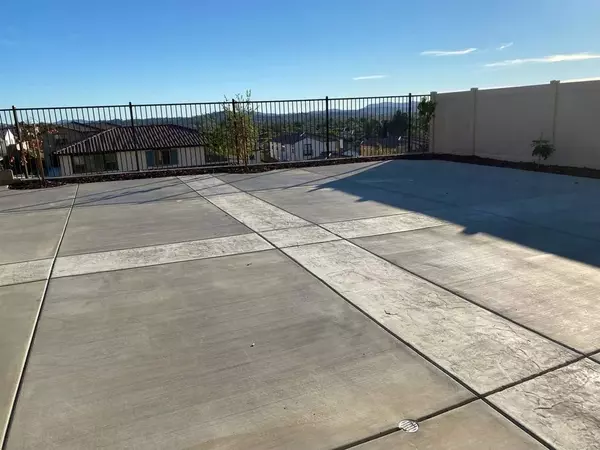 Escondido, CA 92027,2362 East Lincoln Ave