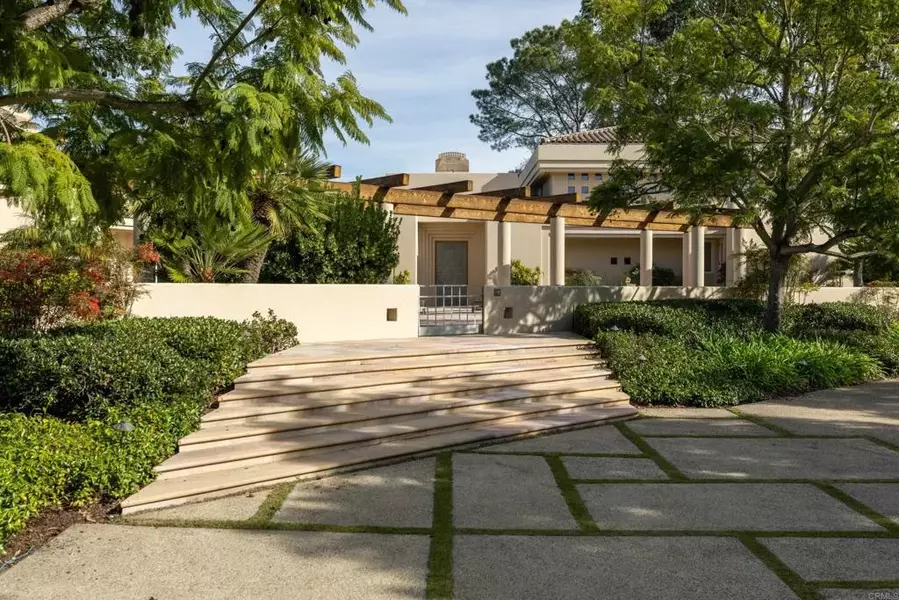 5320 Avenida Maravillas, Rancho Santa Fe, CA 92067