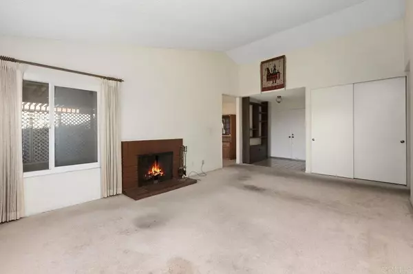 San Marcos, CA 92069,320 Calle Adela