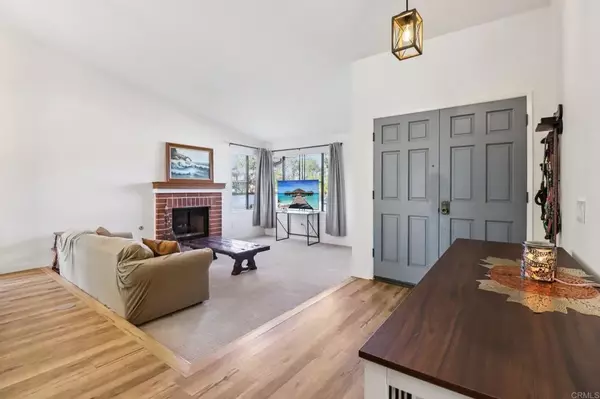 San Diego, CA 92126,7387 New Salem Street