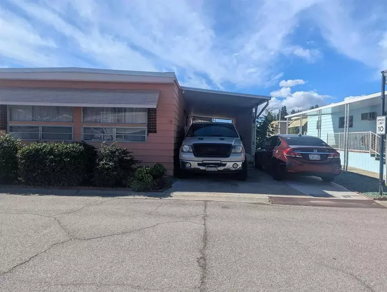 2300 E Valley Parkway #187, Escondido, CA 92027