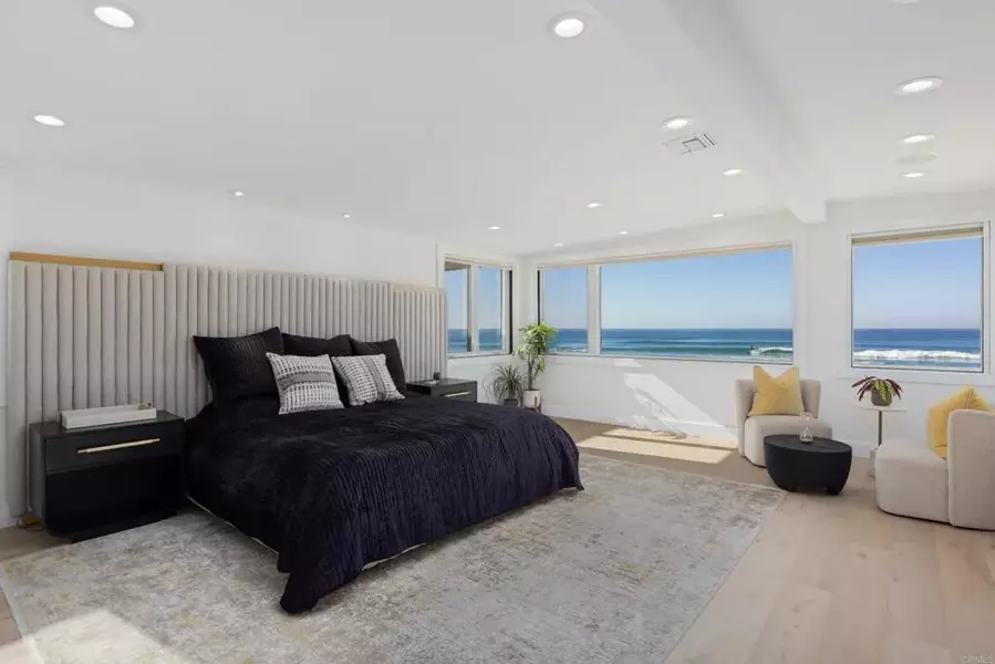 2016 Ocean Front, Del Mar, CA 92014