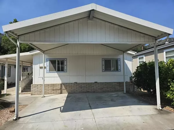 Escondido, CA 92026,8975 Lawrence Welk Drive #4