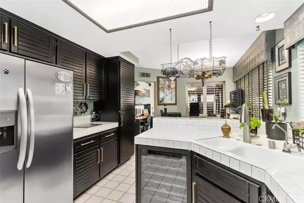 Newport Beach, CA 92660,37 Shearwater