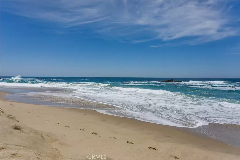 Laguna Beach, CA 92651,31755 Coast #105