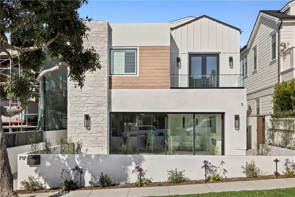 717 Narcissus Avenue, Corona Del Mar, CA 92625