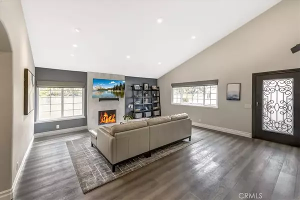 Cypress, CA 90630,11543 Manila Drive