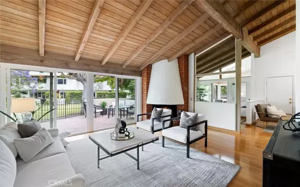 501 Avenida Lorenzo, Newport Beach, CA 92660