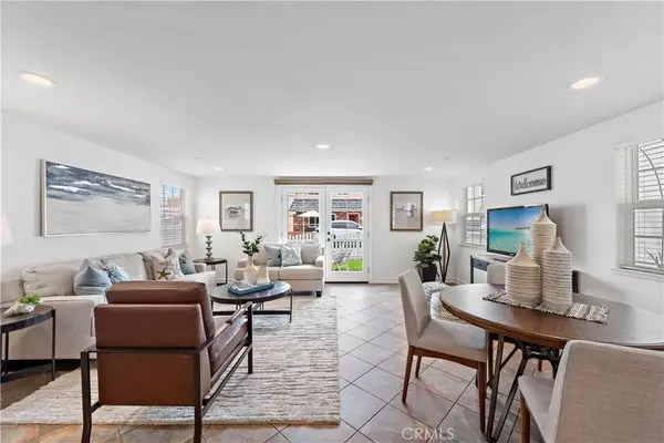 Newport Beach, CA 92663,217 34th Street #1