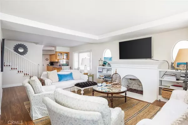 Newport Beach, CA 92661,207 E Edgewater Avenue