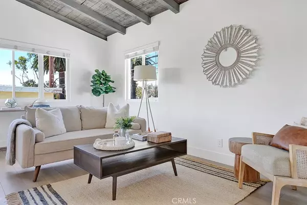 Corona Del Mar, CA 92625,330 Marguerite Avenue #C