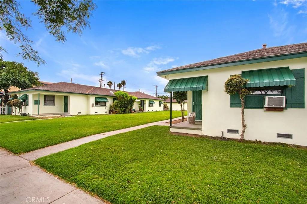 Anaheim, CA 92805,908 S Anaheim Boulevard