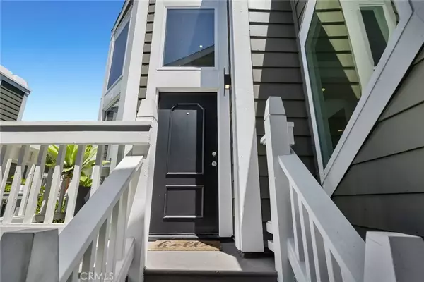 Costa Mesa, CA 92626,3010 Elmira Bay #42