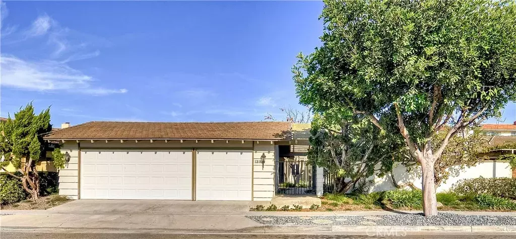 1318 Outrigger Drive, Corona Del Mar, CA 92625