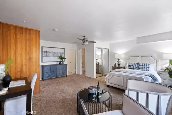 Surfside, CA 90743,18 B Surfside