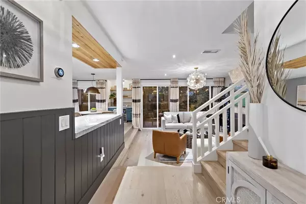 Corona Del Mar, CA 92625,1 Crest Circle #1