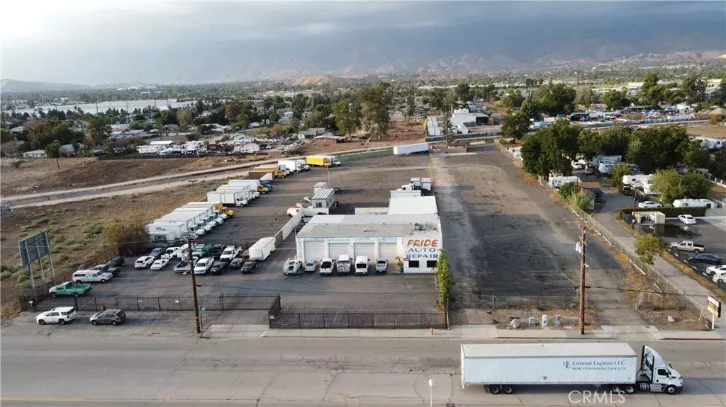 25046 3rd, San Bernardino, CA 92410