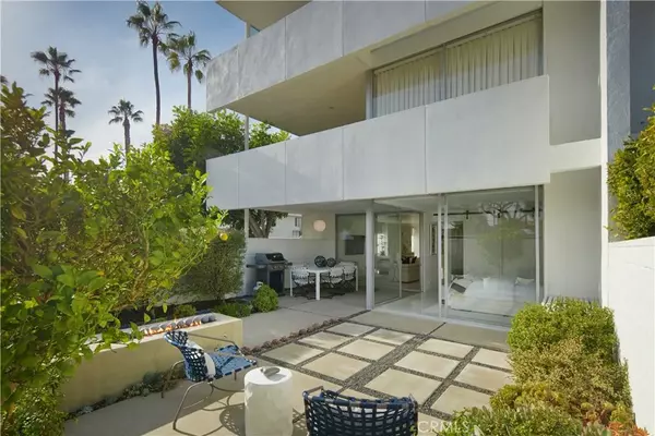 Corona Del Mar, CA 92625,733 Avocado Avenue #108