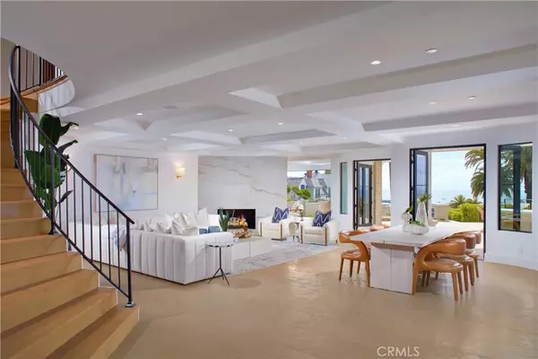 Corona Del Mar, CA 92625,2724 Ocean Boulevard