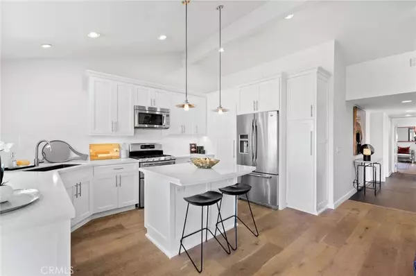 Corona Del Mar, CA 92625,423 Iris Avenue