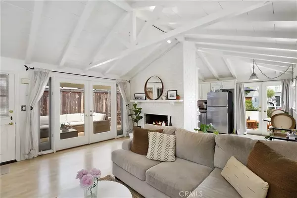 518 Poinsettia Avenue, Corona Del Mar, CA 92625