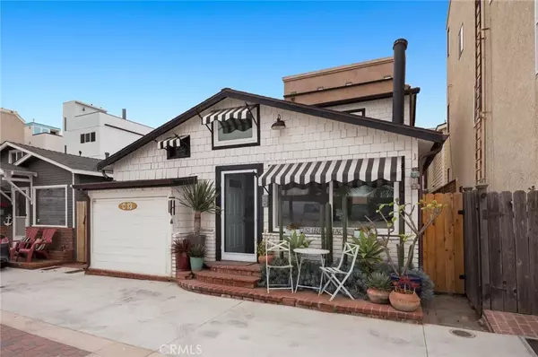 13 C Pacific, Surfside, CA 90743